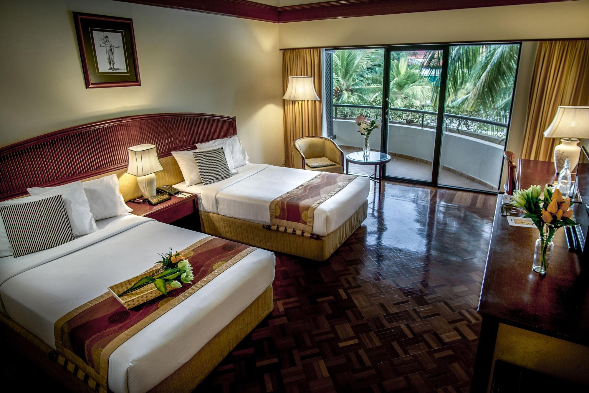 Le Grandeur Palm Resort Johor Kulai Esterno foto